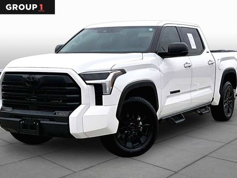 Used 2024 Toyota Tundra SR5 w/ SR5 Premium Package RWD image 1
