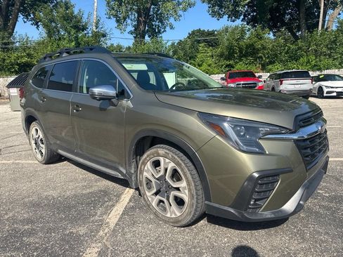 Used 2023 Subaru Ascent Limited w/ Technology Package AWD/4WD image 1