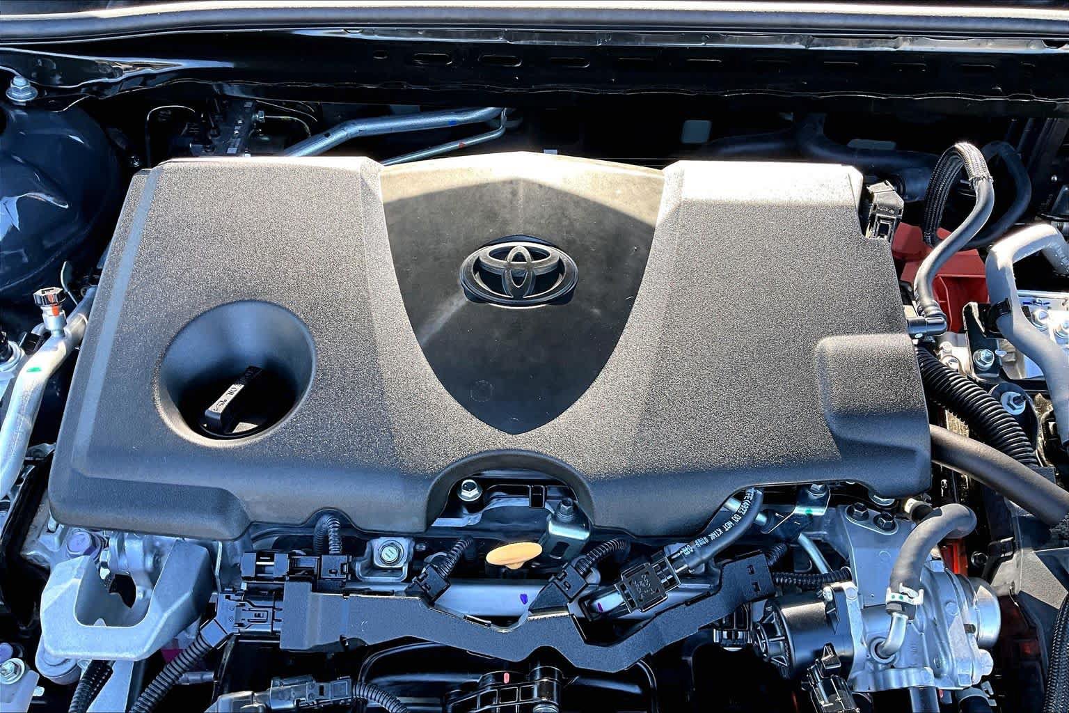 Certified 2025 Toyota Camry SE w/ Convenience Package FWD image 32