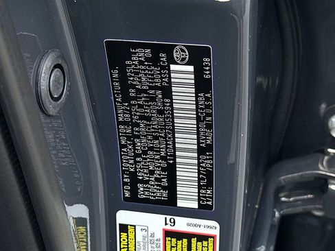 Used 2025 Toyota Camry LE FWD image 32