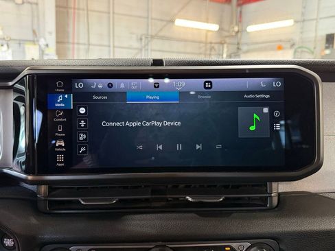 Certified 2025 Jeep Wrangler Unlimited Sport AWD/4WD image 10