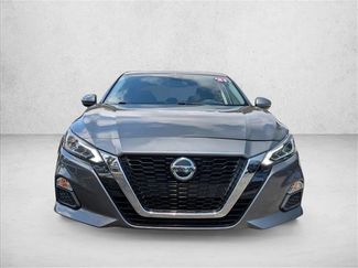 Used 2021 Nissan Altima 2.5 SV FWD video 2