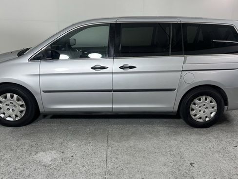 Used 2010 Honda Odyssey LX image 6