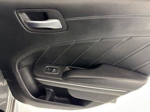 Used 2019 Dodge Charger Scat Pack w/ Plus Group image 40