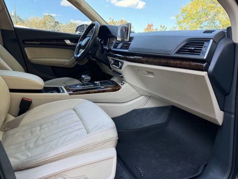 Used 2018 Audi Q5 2.0T Premium Plus w/ Premium Plus Package image 28