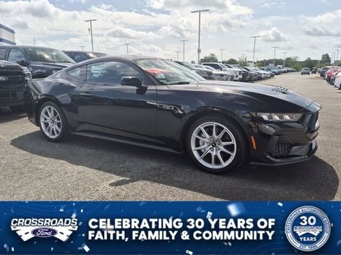 Certified 2025 Ford Mustang GT Premium RWD image 1