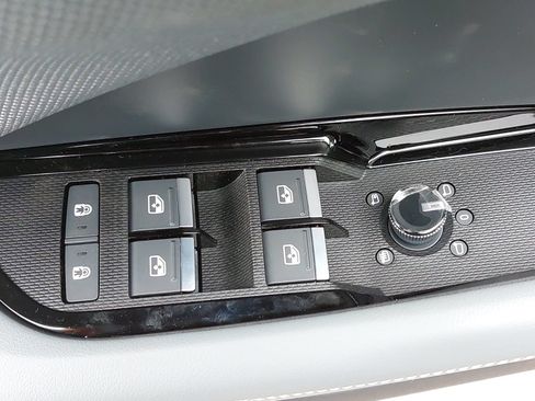 New 2026 Audi Q3 quattro 2.0T AWD/4WD image 31