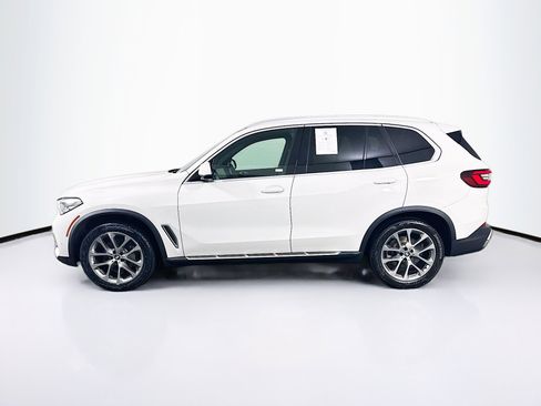 Used 2023 BMW X5 sDrive40i w/ Parking Assistance Package image 4