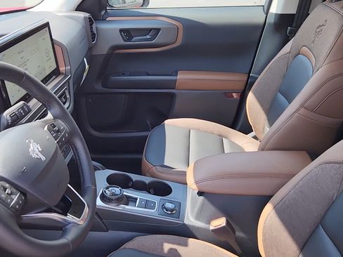 New 2025 Ford Bronco Sport Outer Banks image 15