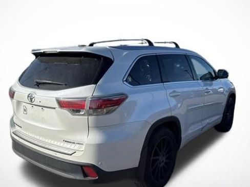 Used 2015 Toyota Highlander Limited Platinum AWD/4WD image 5