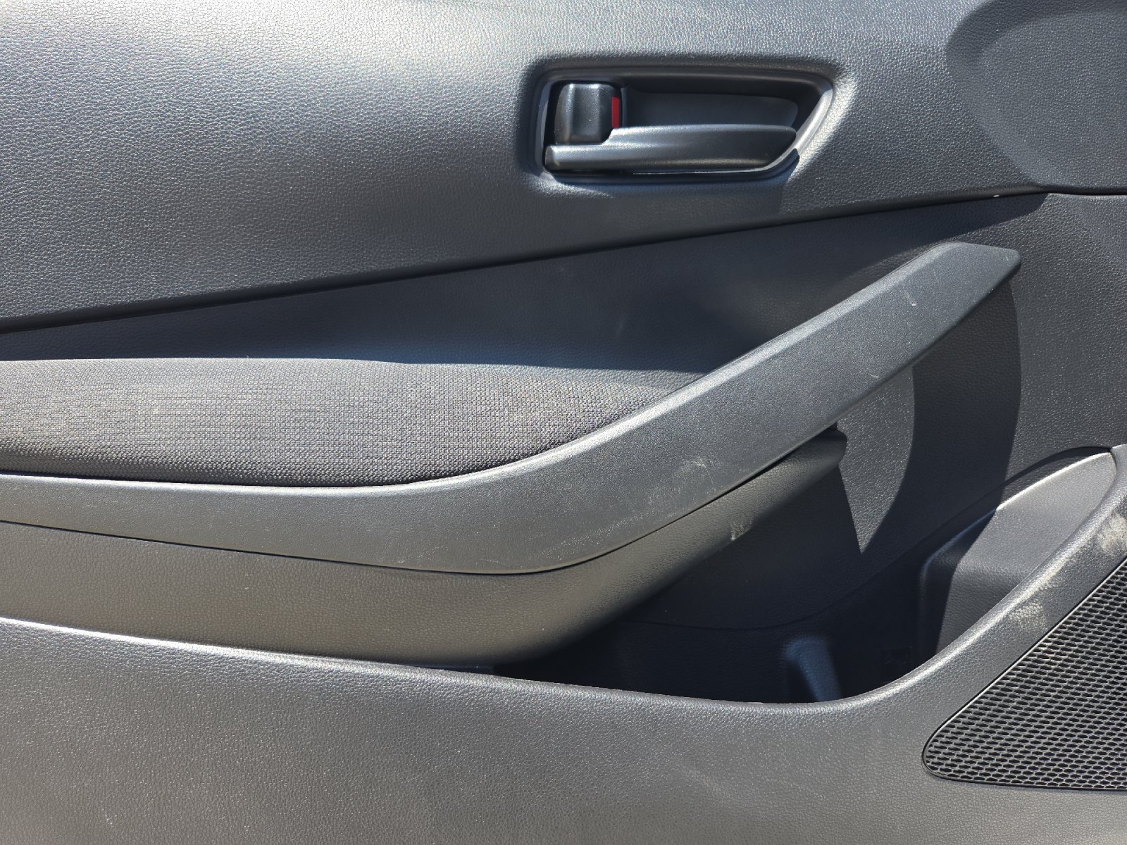 Used 2023 Toyota Corolla LE FWD image 10