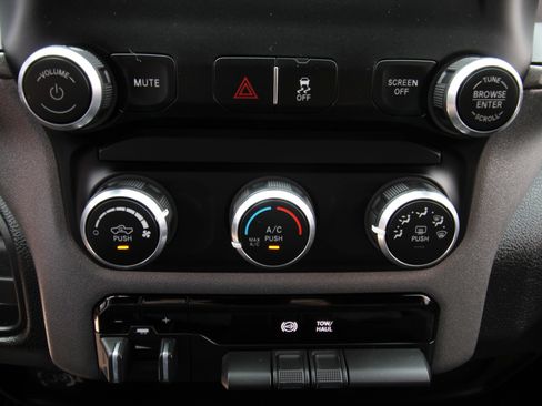 Used 2023 RAM 2500 Tradesman AWD/4WD image 27