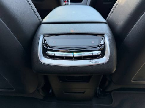 Used 2024 Cadillac XT6 Sport w/ Technology Package AWD/4WD image 29
