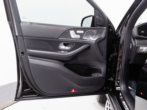 Certified 2021 Mercedes-Benz GLS 63 AMG 4MATIC image 5