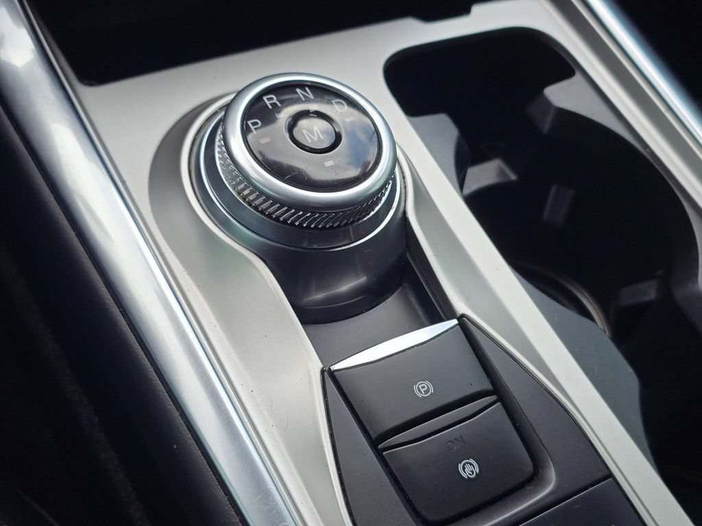 Used 2020 Ford Explorer Limited AWD/4WD image 30
