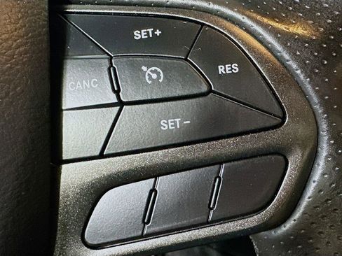 Used 2022 Dodge Charger Scat Pack RWD image 22