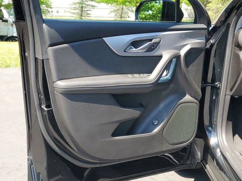 Certified 2024 Chevrolet Blazer LT w/ Convenience Package FWD image 21
