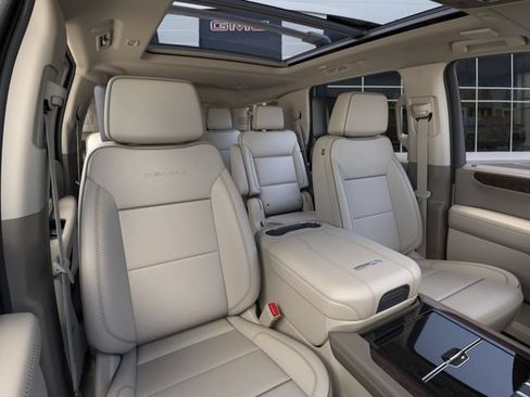 New 2026 GMC Yukon Denali w/ Denali Reserve Package RWD image 16