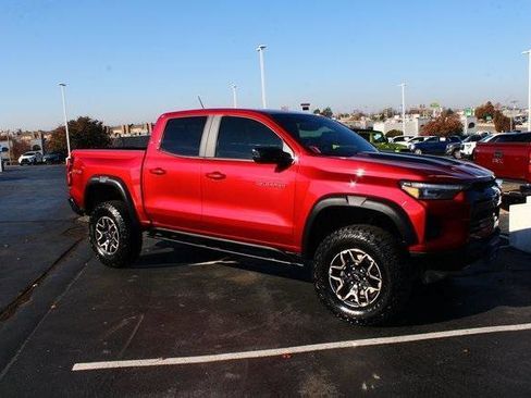 Used 2024 Chevrolet Colorado ZR2 w/ ZR2 Convenience Package III image 1