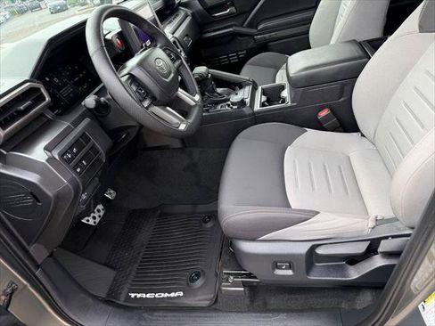 Certified 2026 Toyota Tacoma TRD Sport AWD/4WD image 22