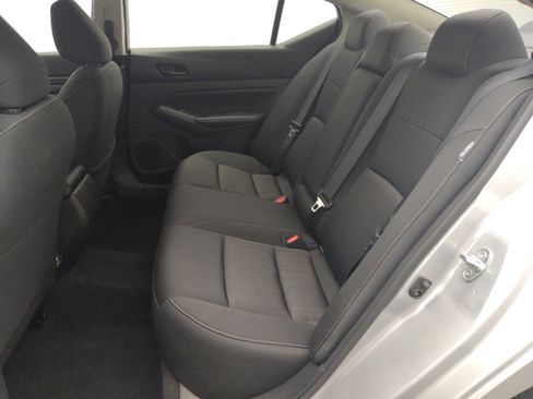 Used 2024 Nissan Altima 2.5 SV image 18