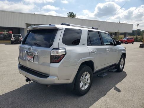 Used 2019 Toyota 4Runner SR5 image 2