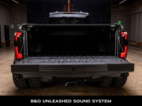 Used 2026 Ford F450 Platinum w/ Platinum Plus Package image 9