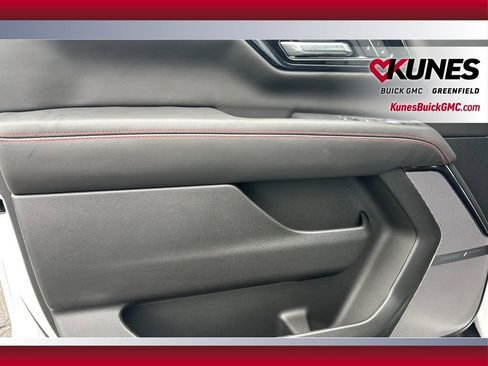 New 2026 GMC Yukon AT4 Ultimate image 11