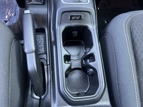 Used 2021 Jeep Wrangler Unlimited Sport image 18