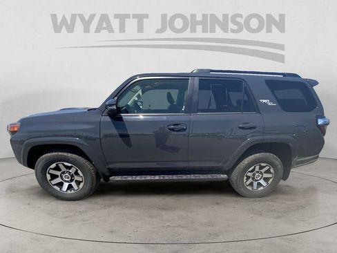 Used 2024 Toyota 4Runner TRD Off-Road Premium AWD/4WD image 4