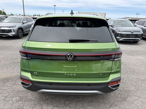 New 2026 Volkswagen Taos SE AWD/4WD image 6