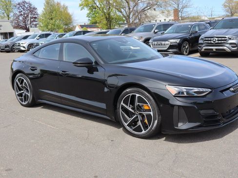 Used 2023 Audi RS e-tron GT w/ Carbon Performance Package AWD/4WD image 4