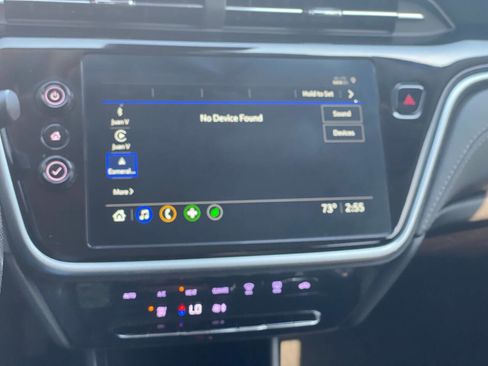 Used 2023 Chevrolet Bolt EUV LT image 23