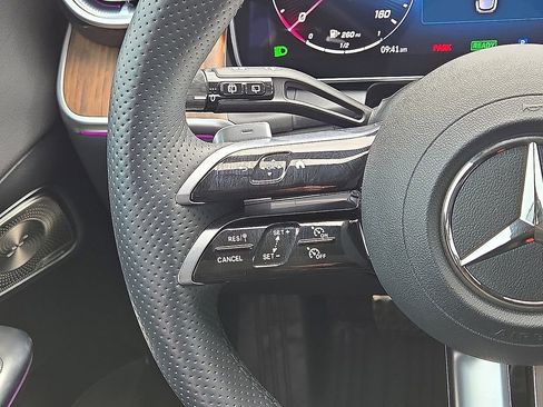 Used 2026 Mercedes-Benz GLC 350e 4MATIC w/ AMG Line image 19