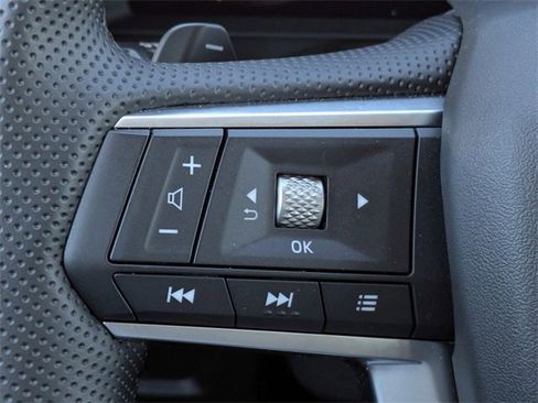 New 2025 Mitsubishi Outlander SE image 27