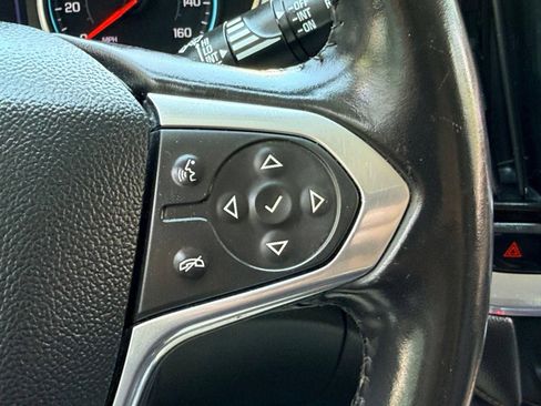Used 2020 Chevrolet Traverse LT FWD image 42