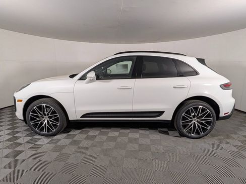 New 2026 Porsche Macan AWD/4WD image 2