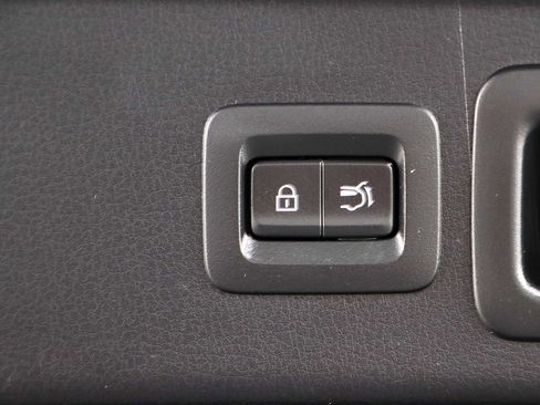 Used 2023 MAZDA CX-30 AWD image 29