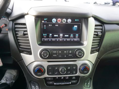 Used 2019 GMC Yukon SLT image 25