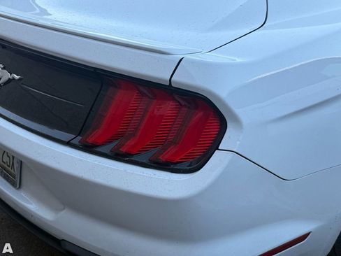 Used 2022 Ford Mustang Premium image 10