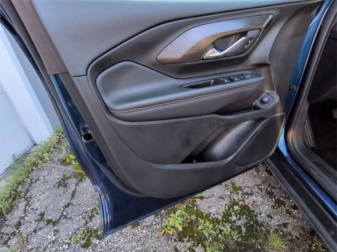 Certified 2023 GMC Terrain SLE w/ Driver Convenience Package image 22