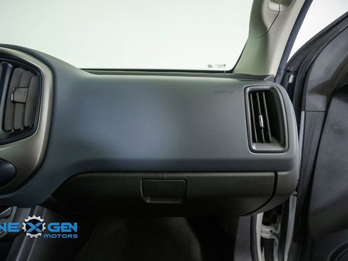 Used 2022 Chevrolet Colorado Z71 AWD/4WD image 44