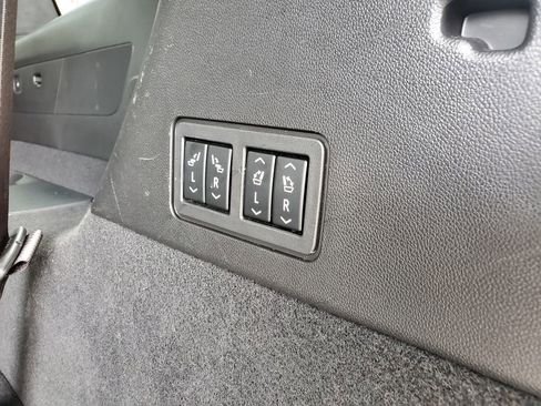 Certified 2024 Cadillac XT6 Sport w/ Platinum Package image 45