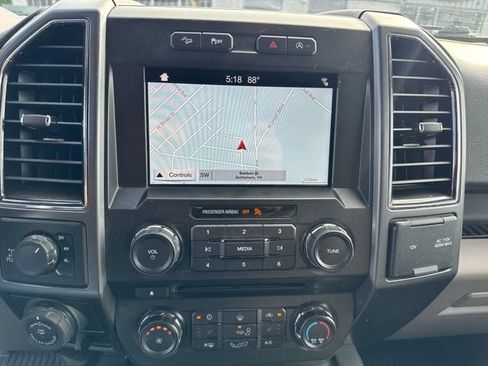 Used 2018 Ford F150 XLT w/ Equipment Group 302A Luxury AWD/4WD image 20
