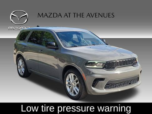 Used 2023 Dodge Durango GT RWD image 3