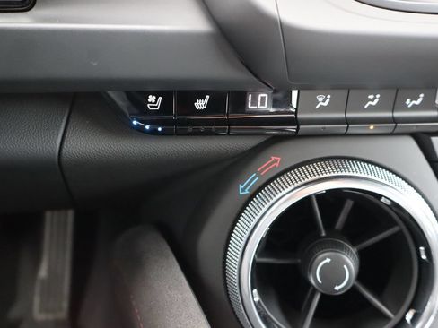 Used 2022 Chevrolet Camaro ZL1 RWD image 14