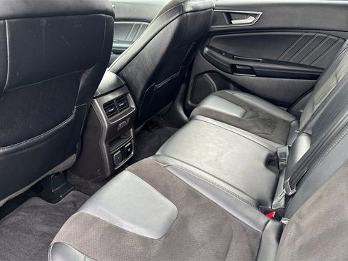 Used 2018 Ford Edge Sport w/ Equipment Group 401A image 12