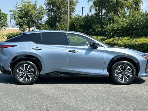 Certified 2023 Lexus RZ 450e Premium w/ Accessory Package (2T) AWD/4WD image 8