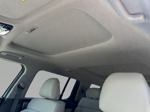 New 2027 Hyundai Santa Fe Limited FWD image 19