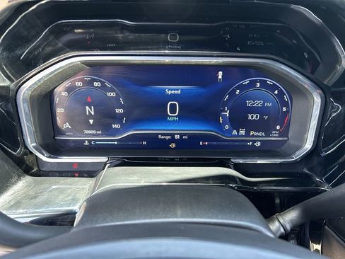 Used 2024 Chevrolet Silverado 1500 LT AWD/4WD image 11